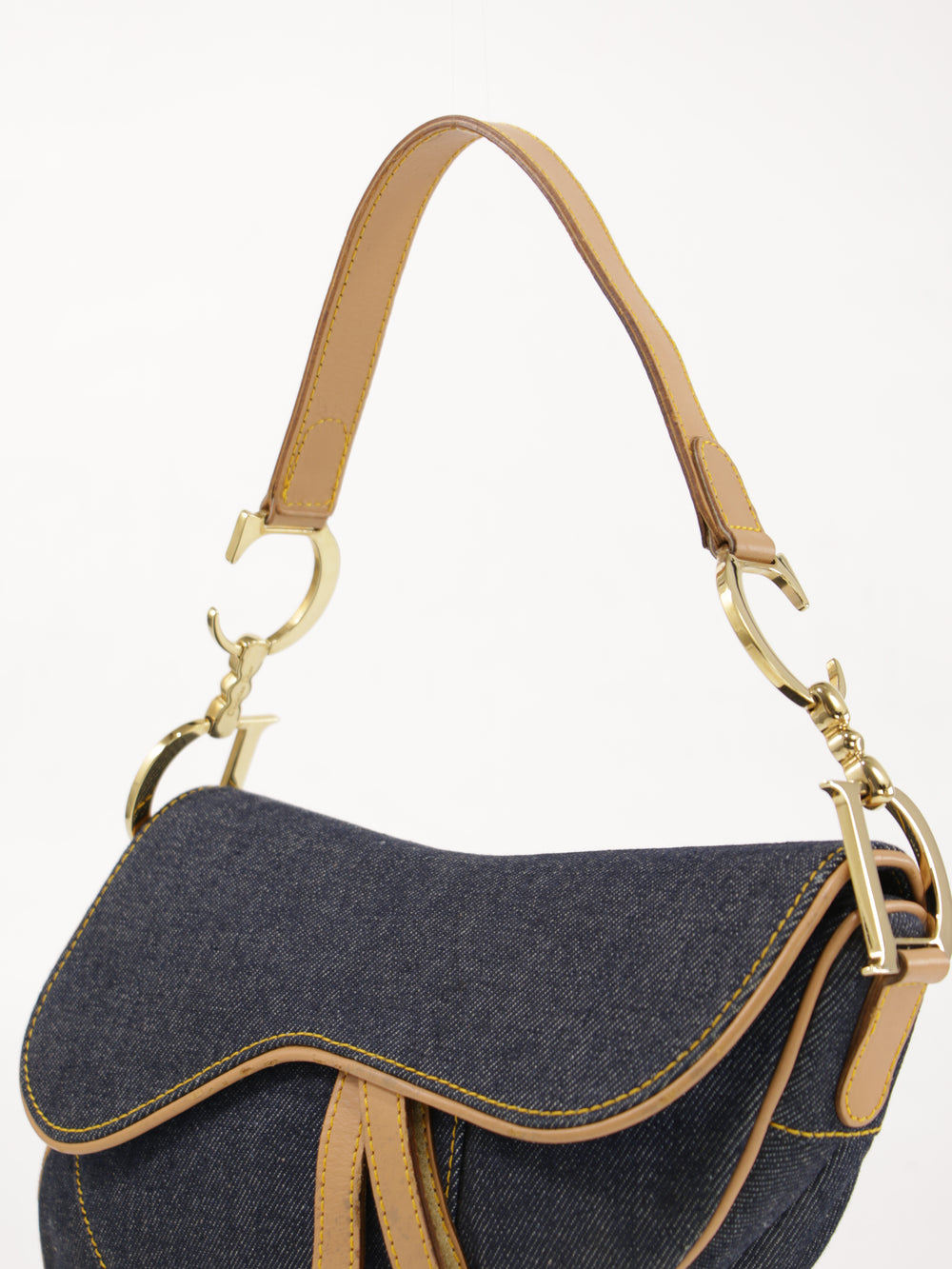 Saddle