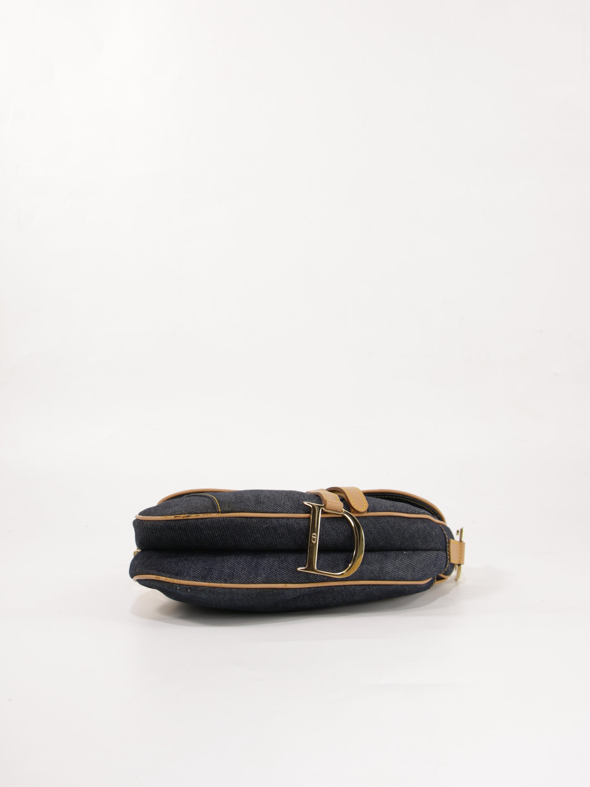 Saddle