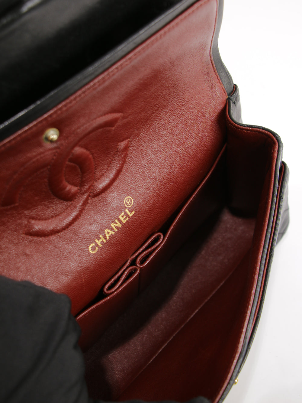 Medium Classic Flap