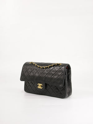 Medium Classic Flap