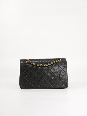 Medium Classic Flap