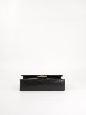 Medium Classic Flap