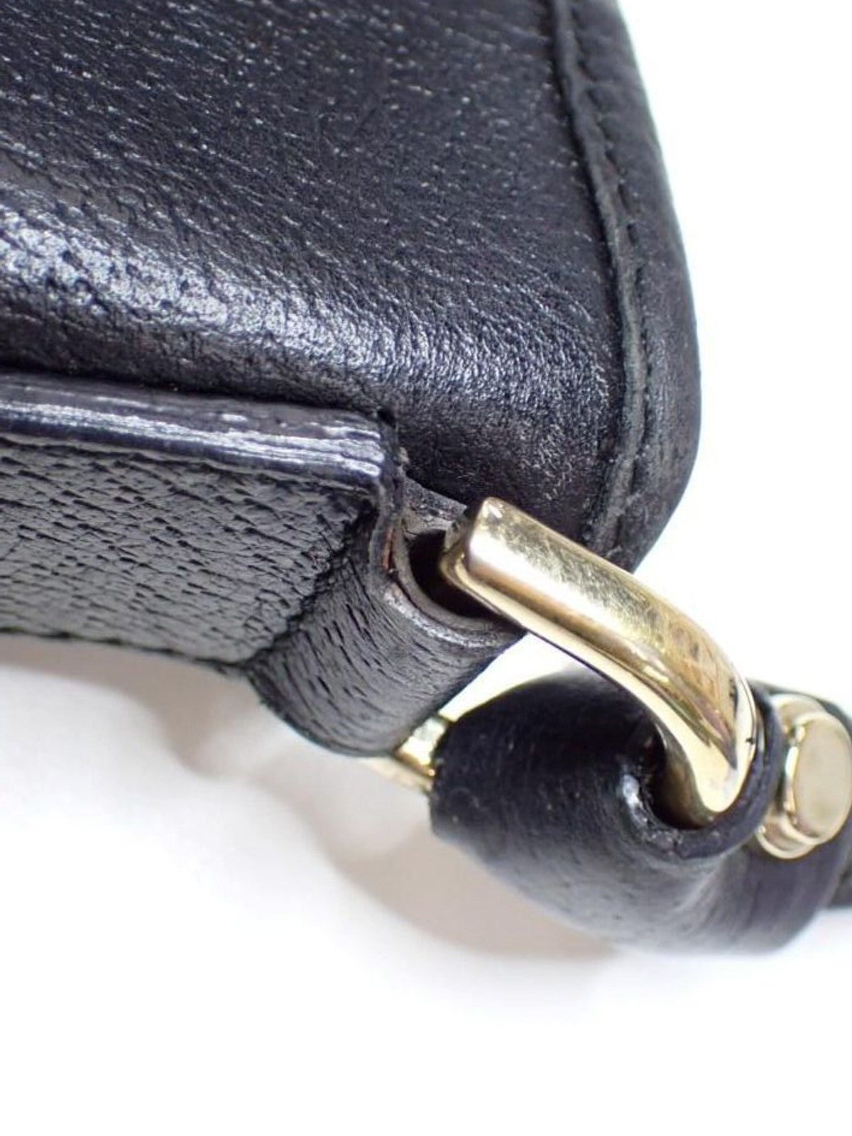 Abbey D-Ring Pochette
