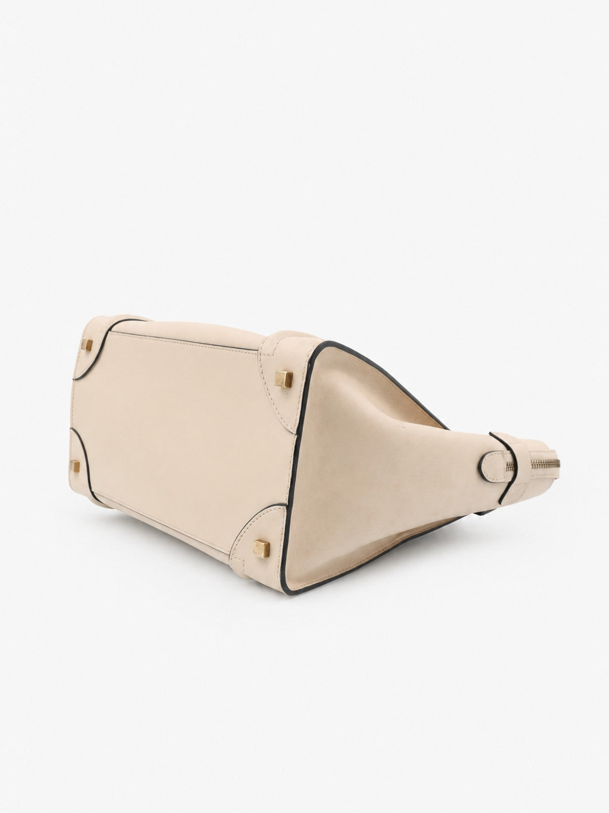 Medium Luggage