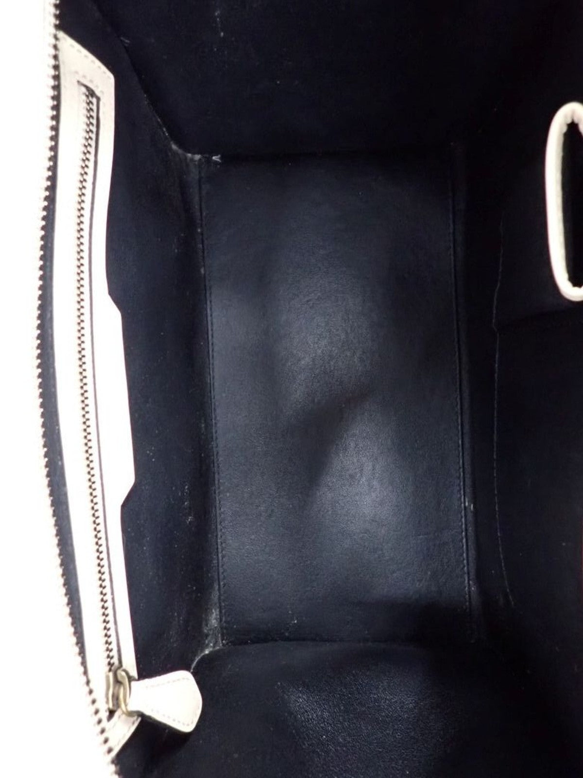 Medium Luggage