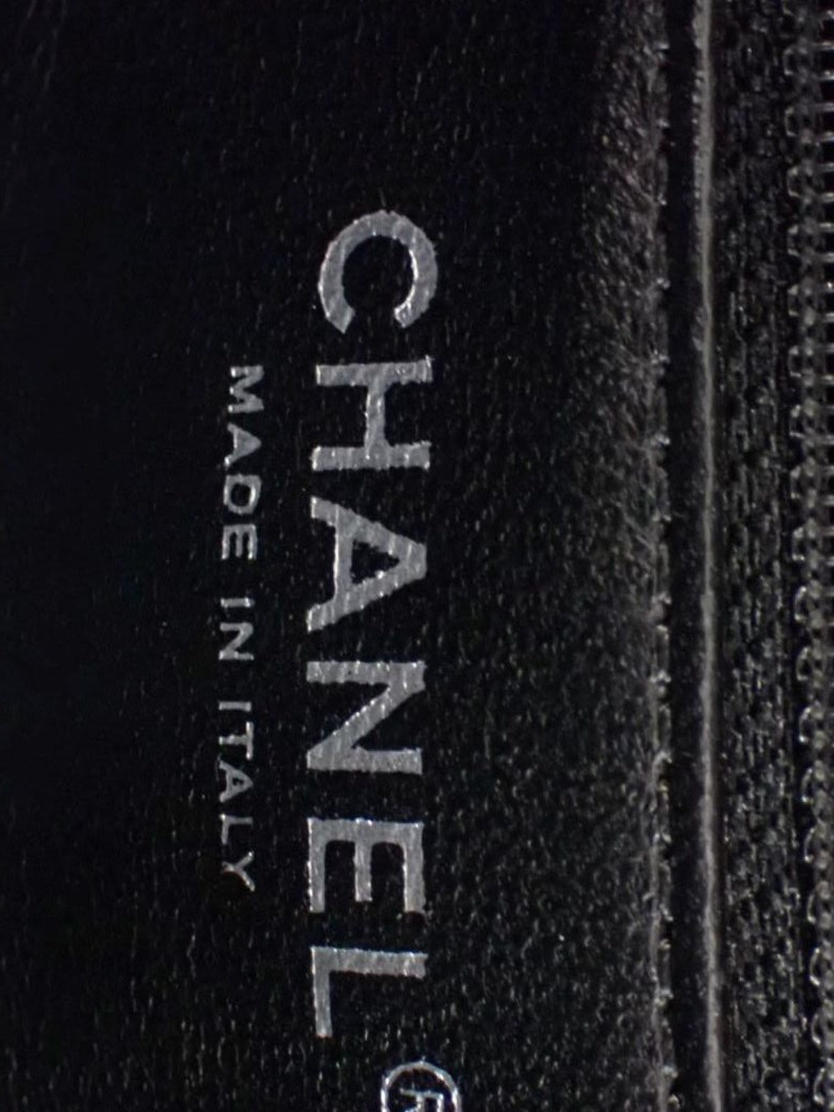 Medium Single Flap
