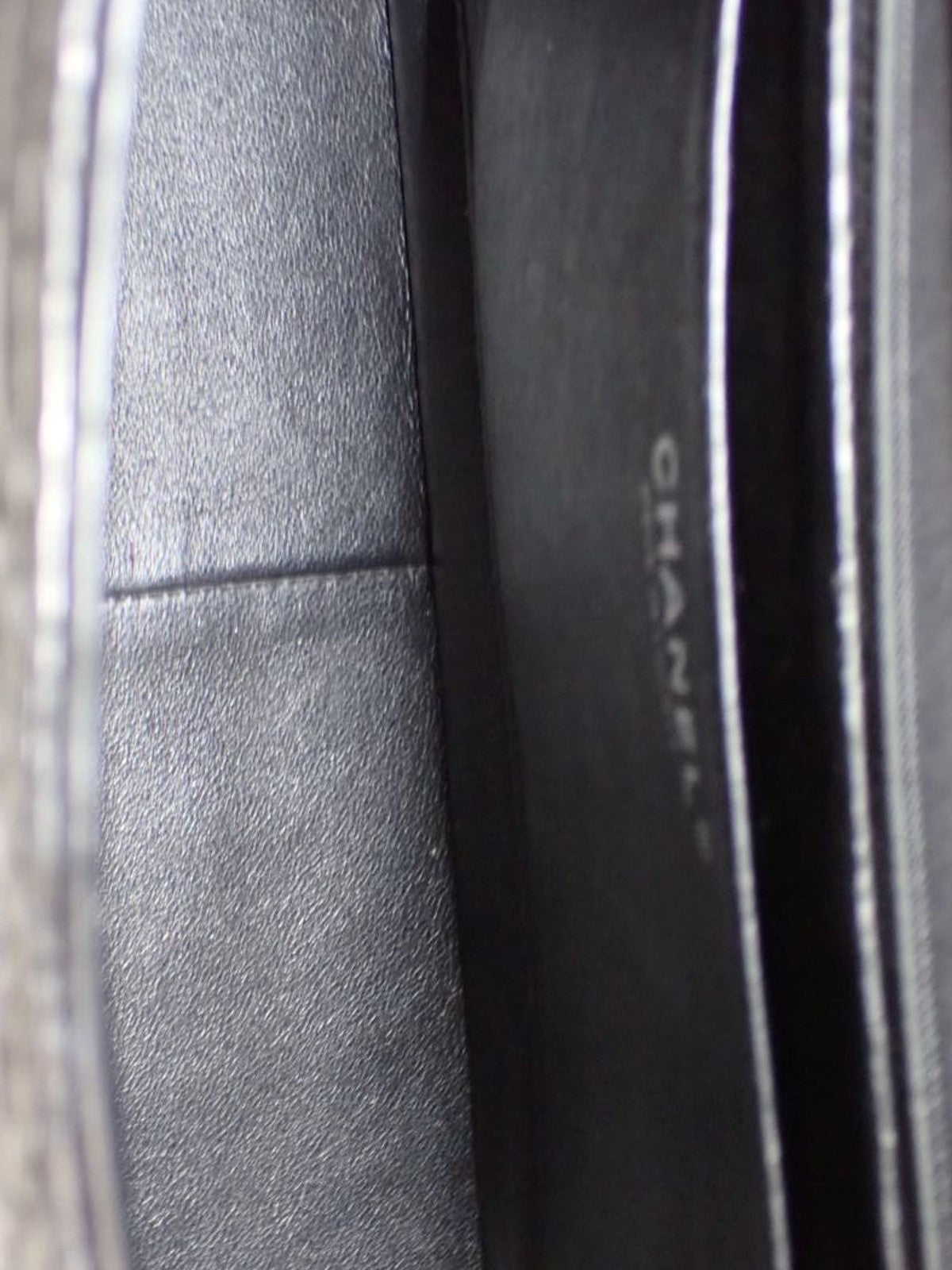 Matelassé Flap