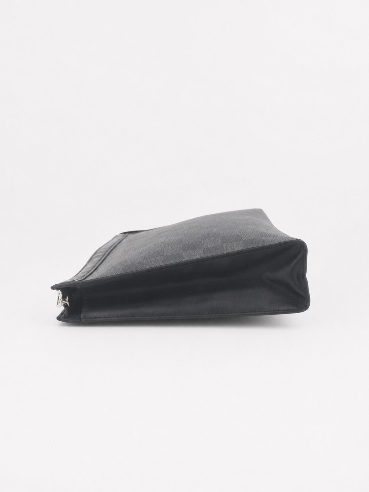 Louis Vuitton Pochette Voyage MM