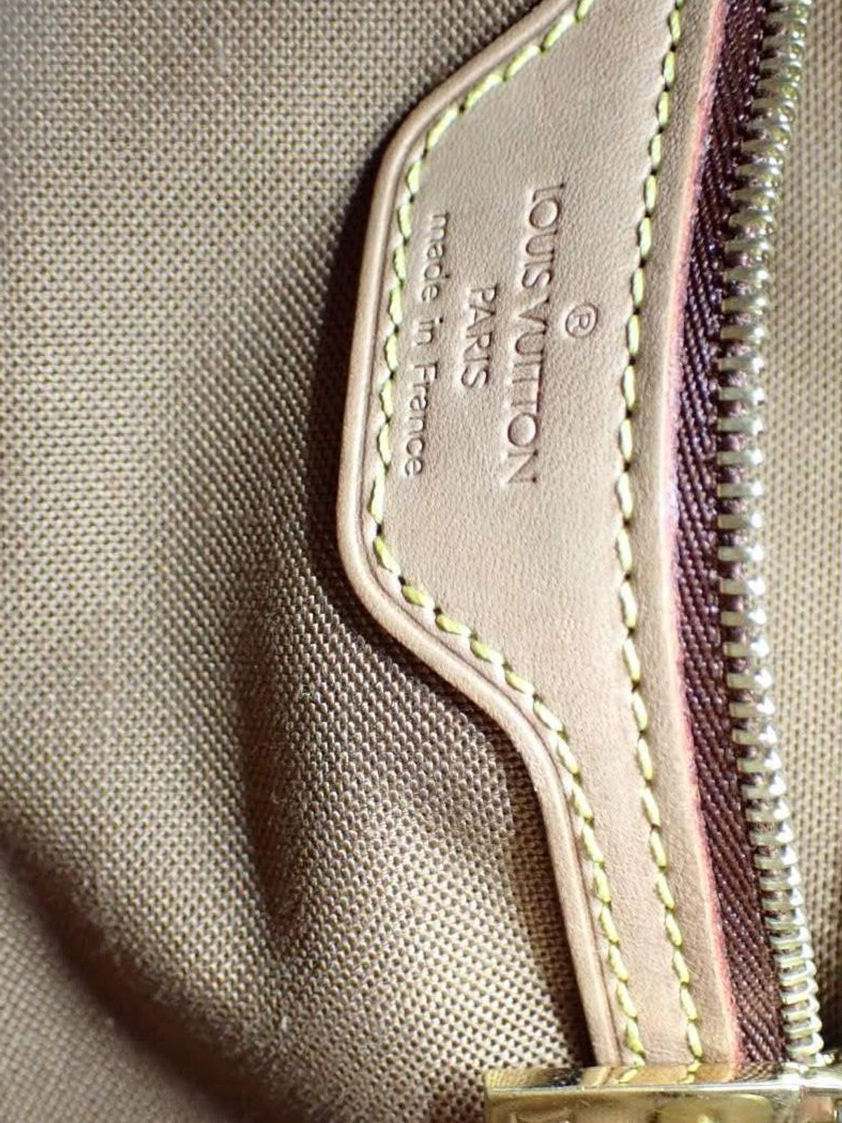 Louis Vuitton Looping MM
