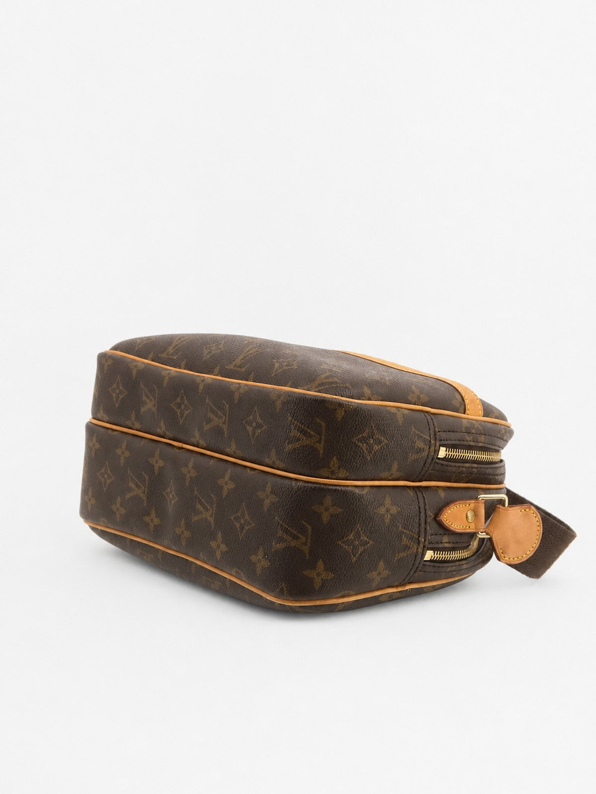 Louis Vuitton Reporter