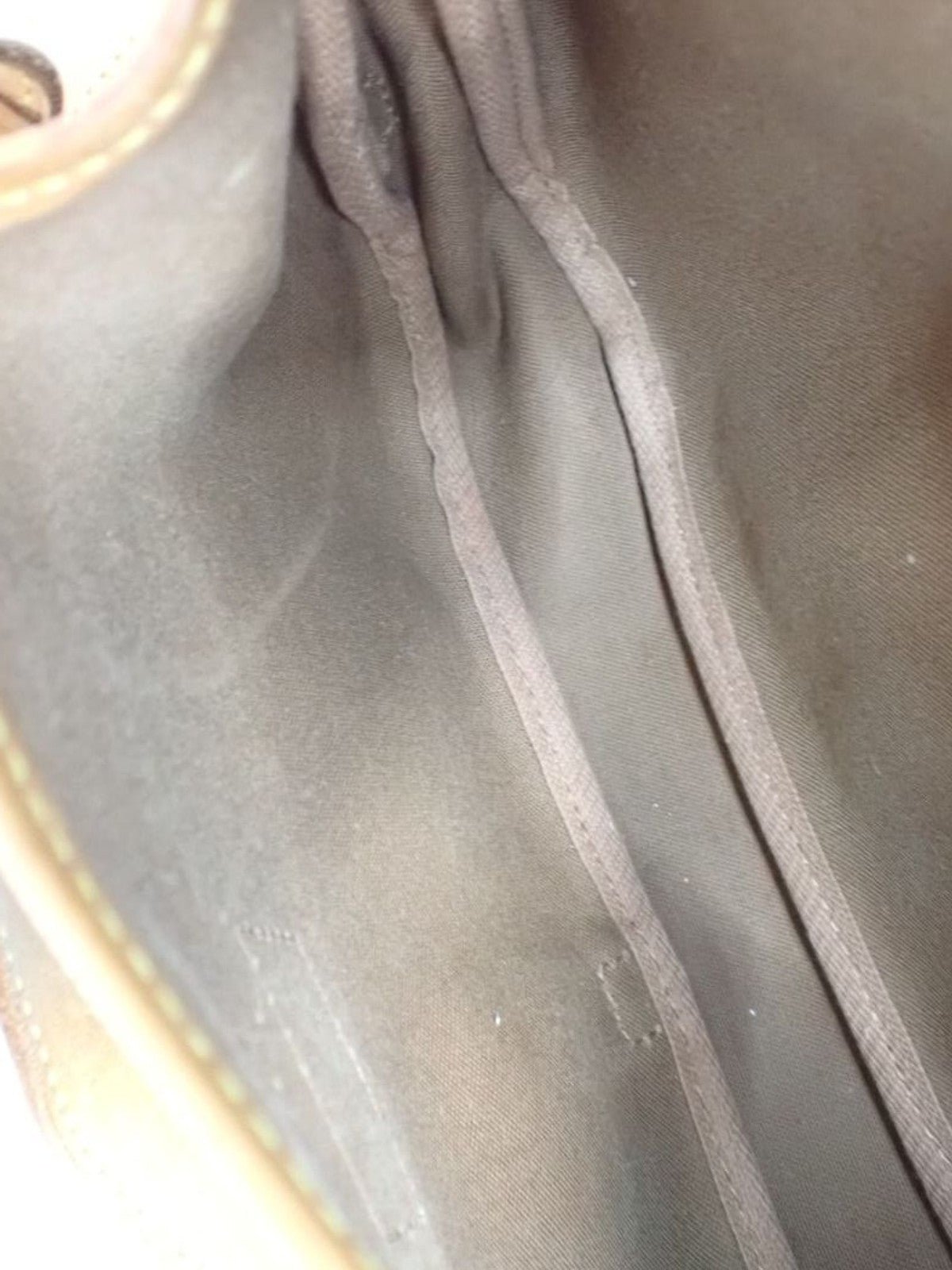 Louis Vuitton Saumur MM