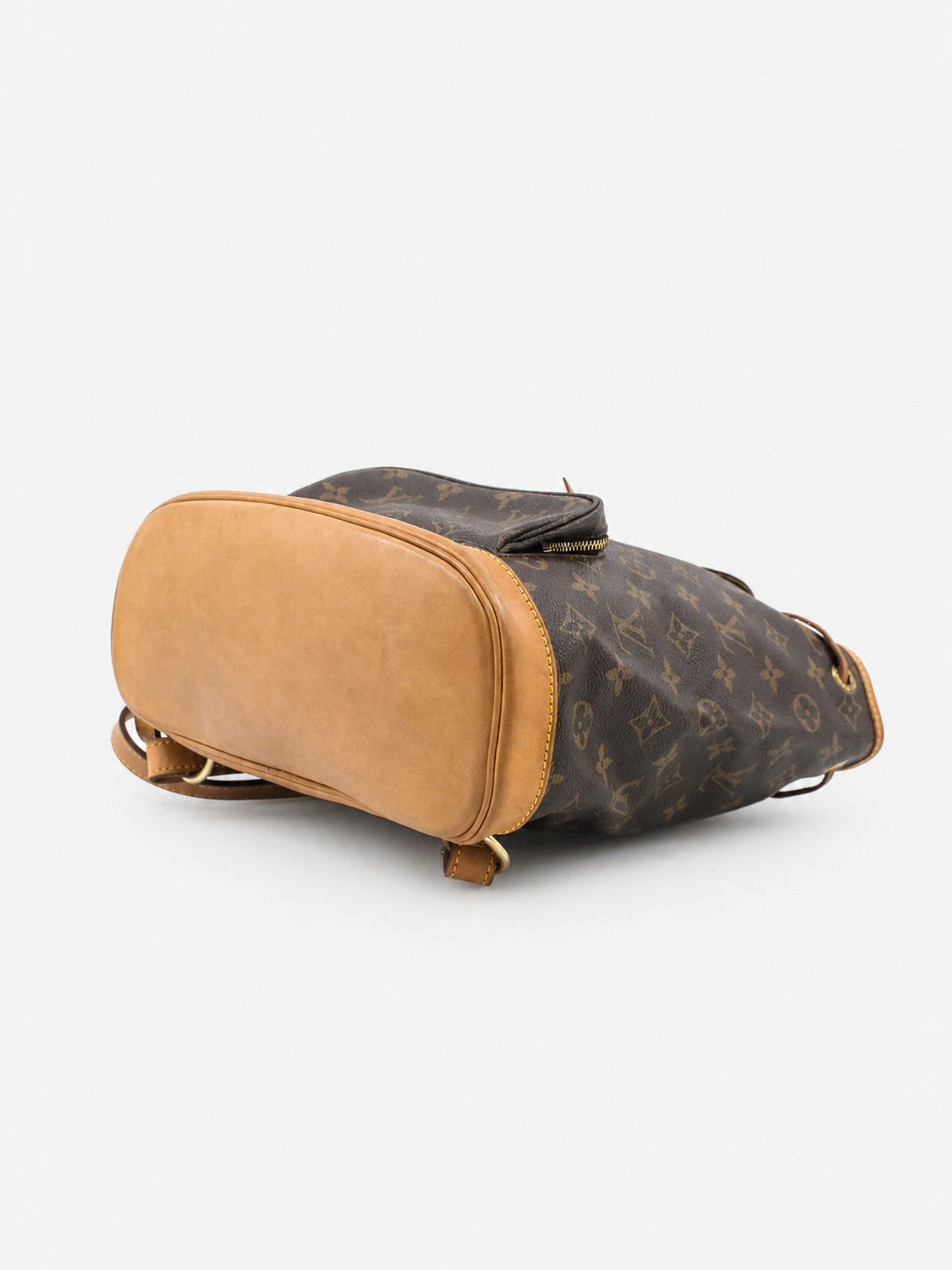 Louis Vuitton Montsouris MM