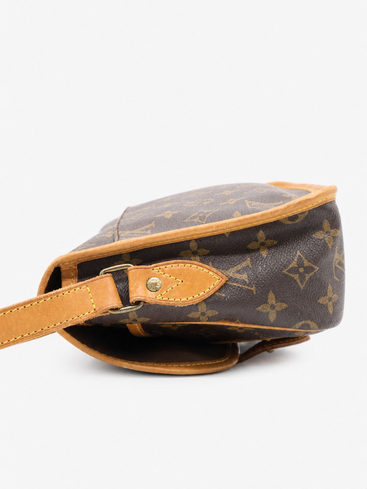 Louis Vuitton Gibeciere MM