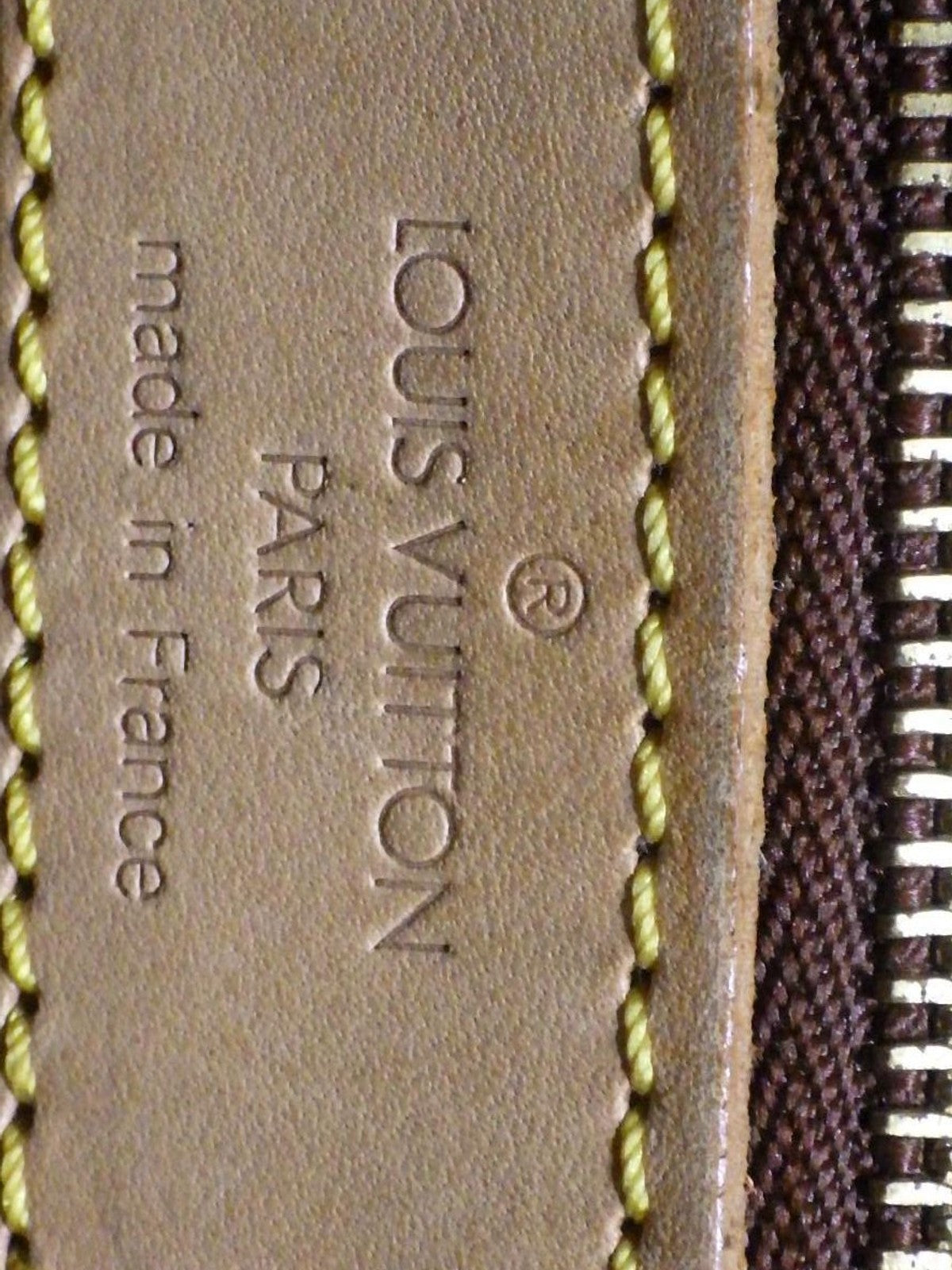 Louis Vuitton Gibeciere MM