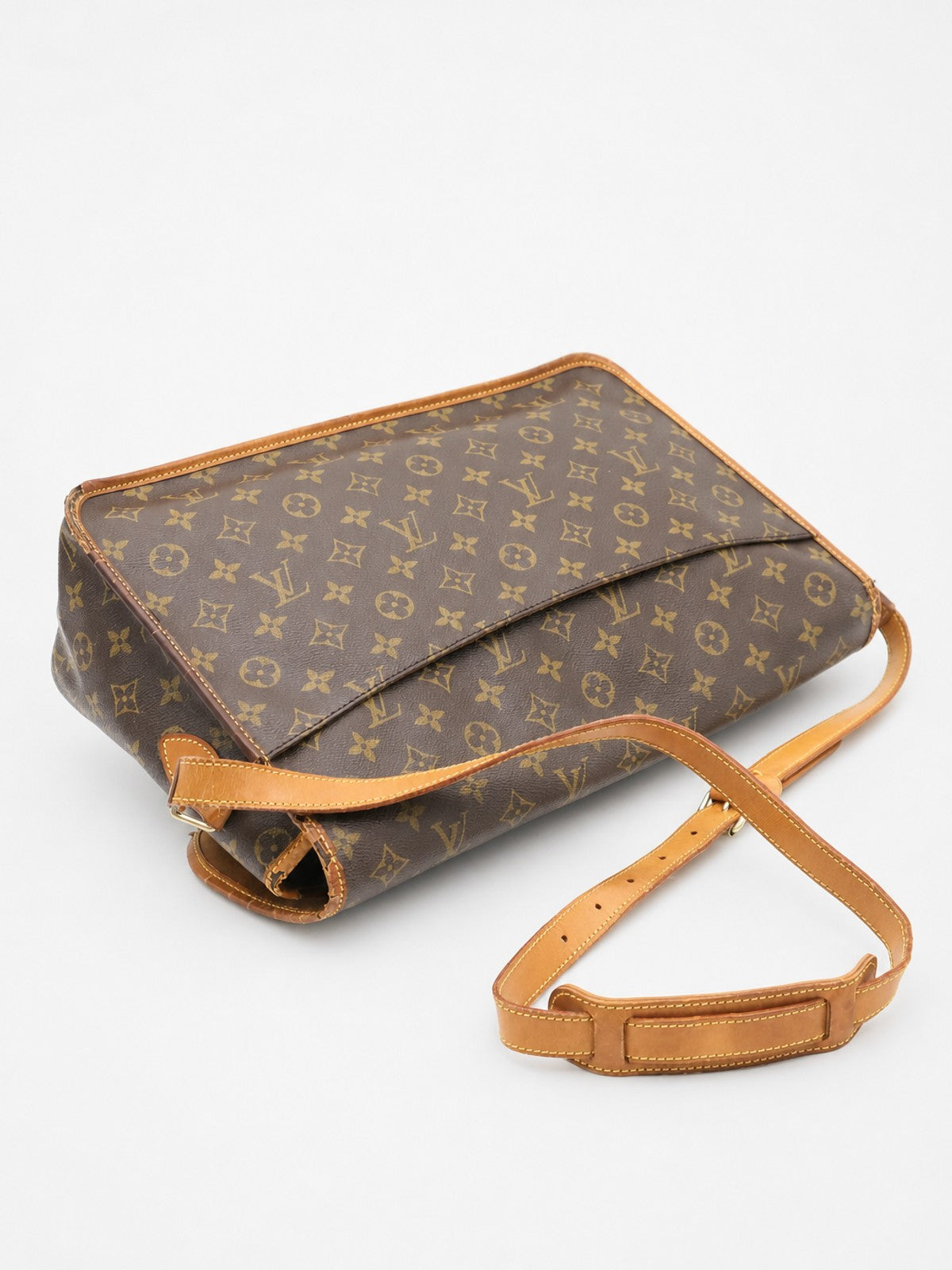 Louis Vuitton Gibeciere GM