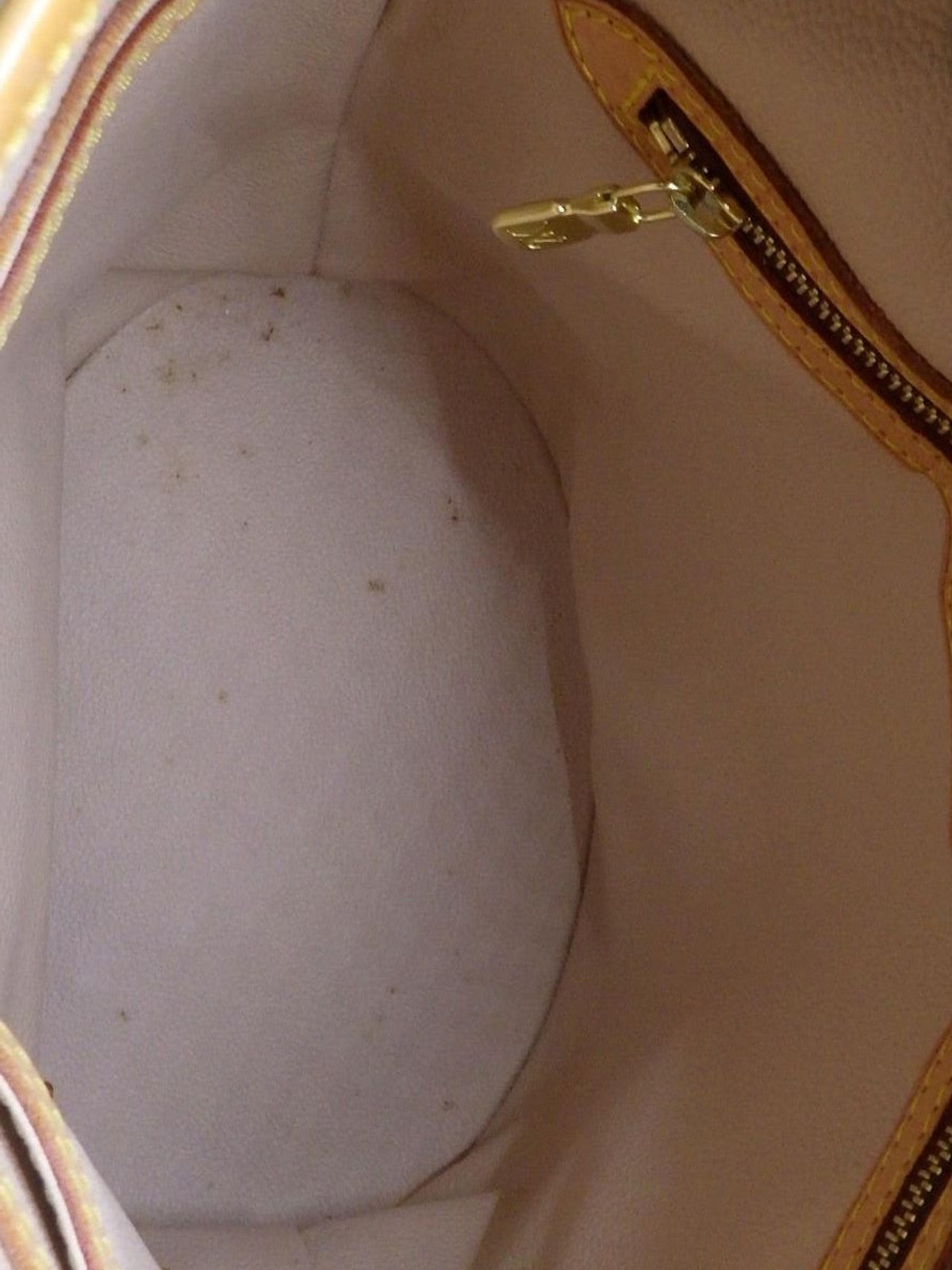 Louis Vuitton Mini Bucket