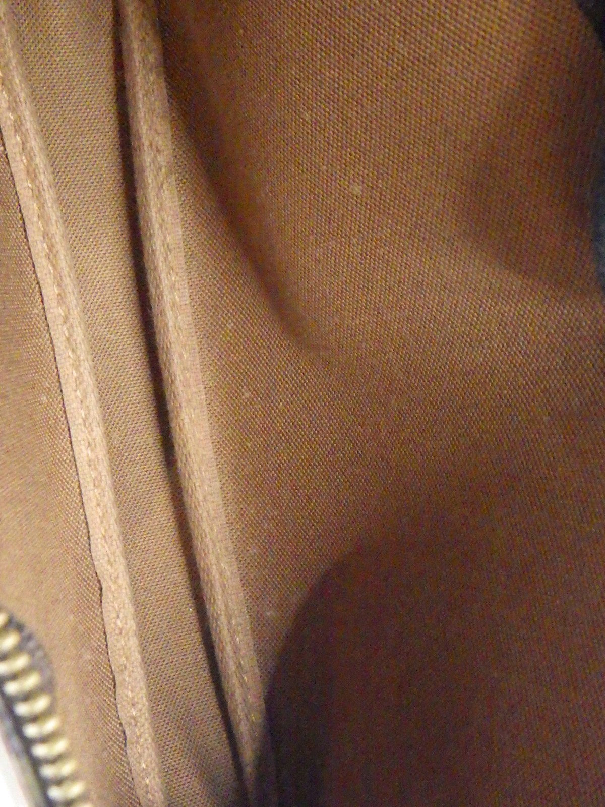 Louis Vuitton Accessories Pochette