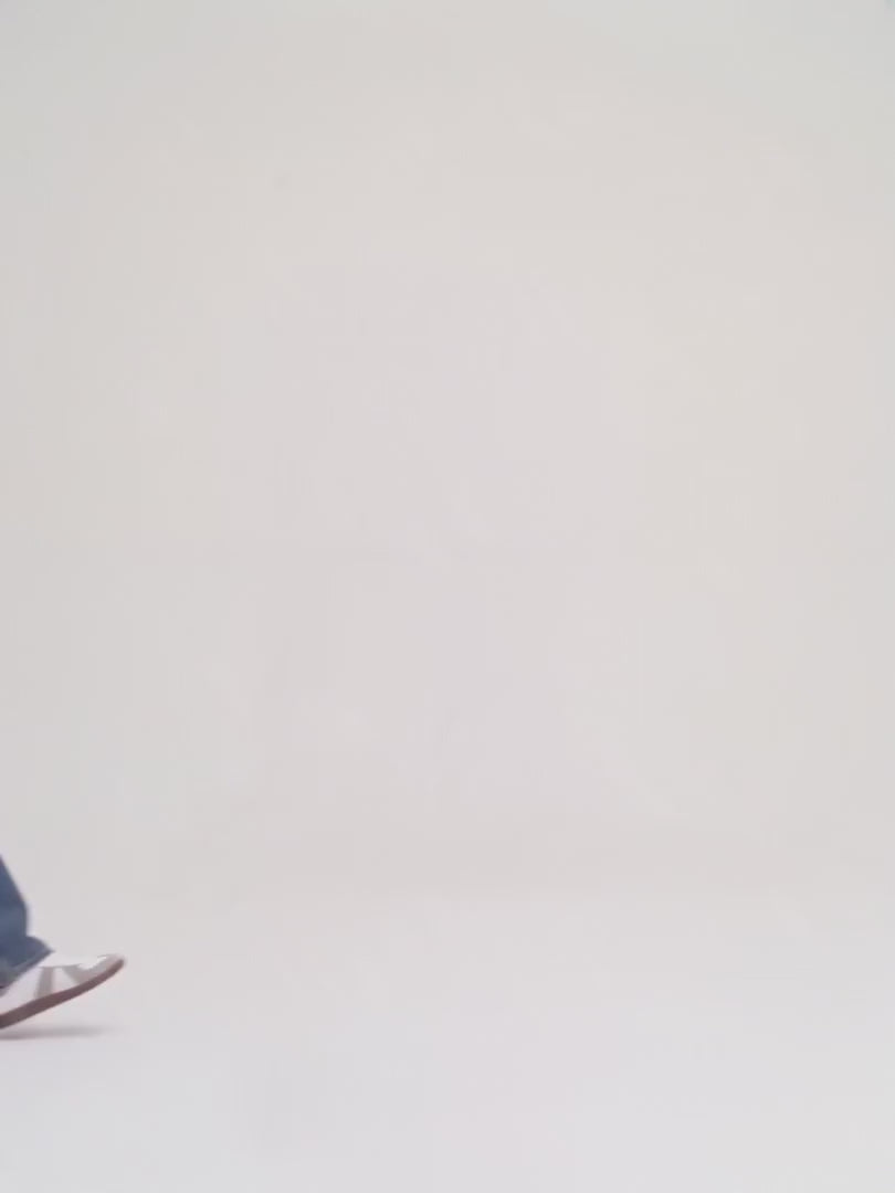 Carregar vídeo: Christian Dior Saddle White Leather