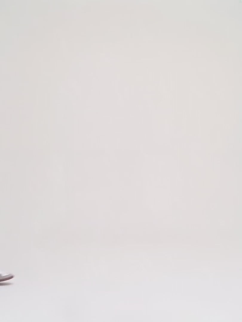 Carregar vídeo: Chanel Jumbo Classic Flap