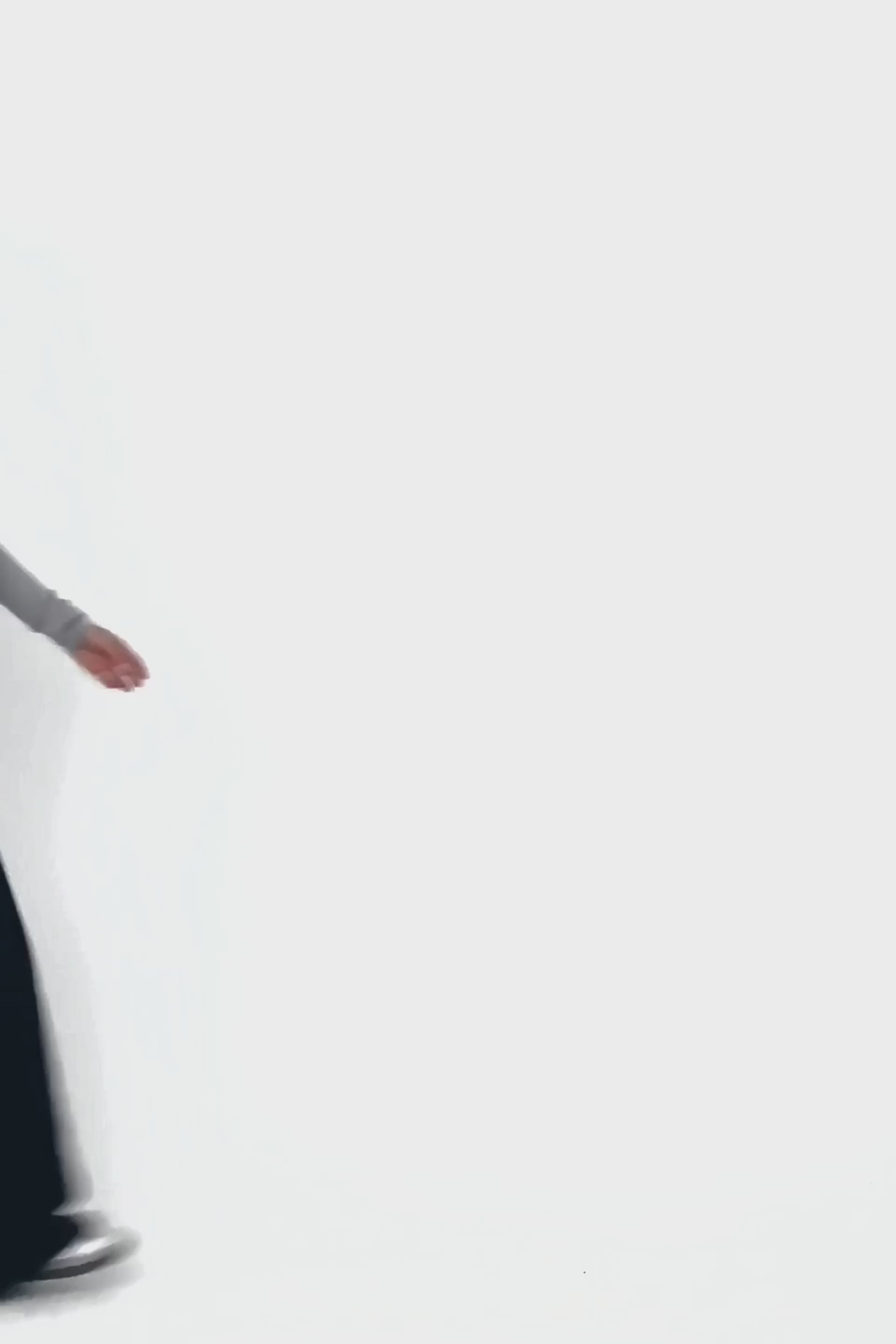 Carregar vídeo: Bottega Veneta Medium Hobo Red Leather