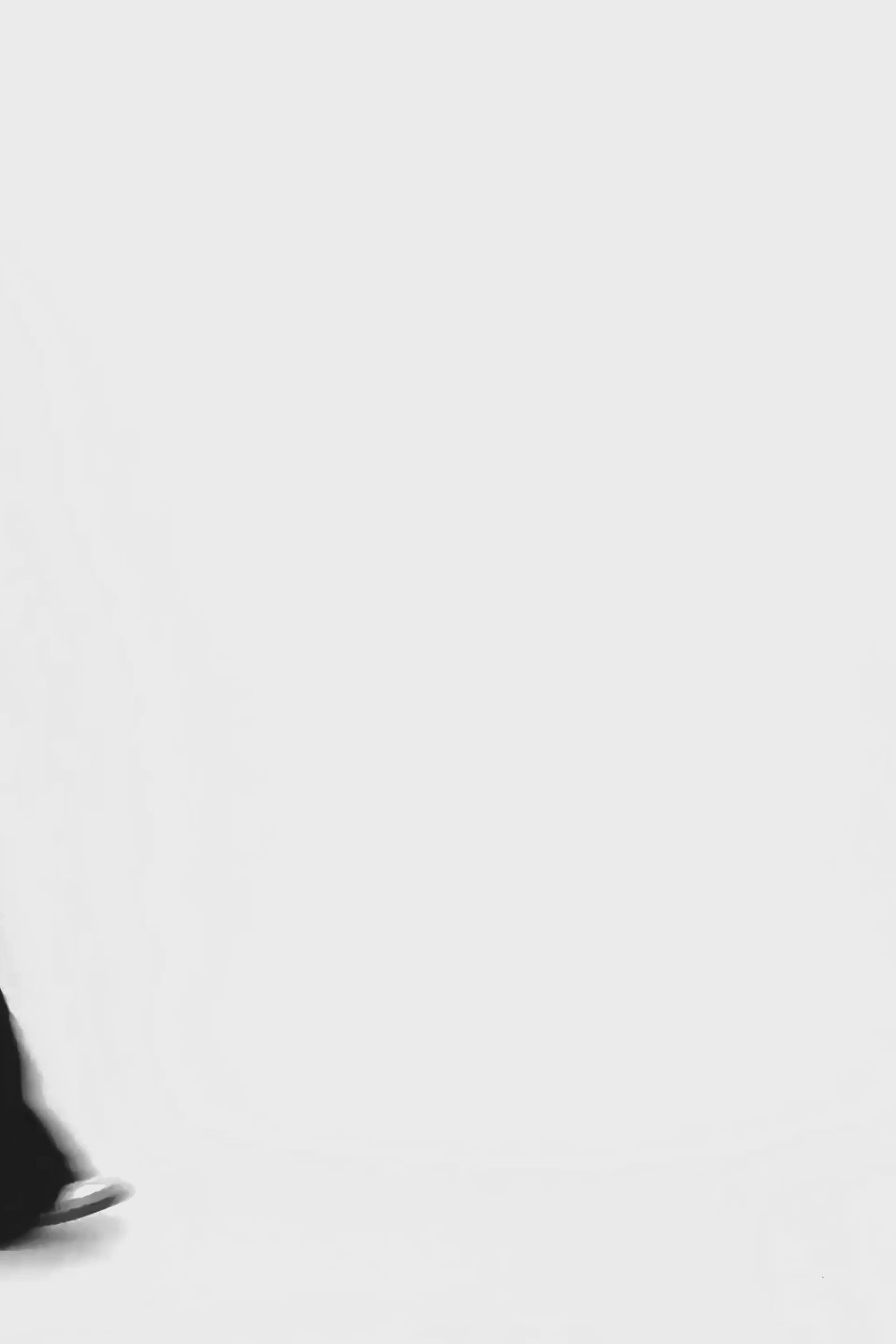 Carregar vídeo: Balenciaga Town Black Leather