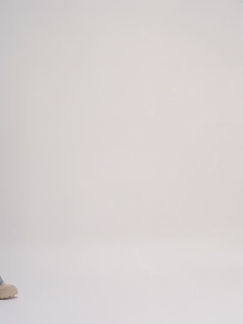 Carregar vídeo: Louis Vuitton Amazon